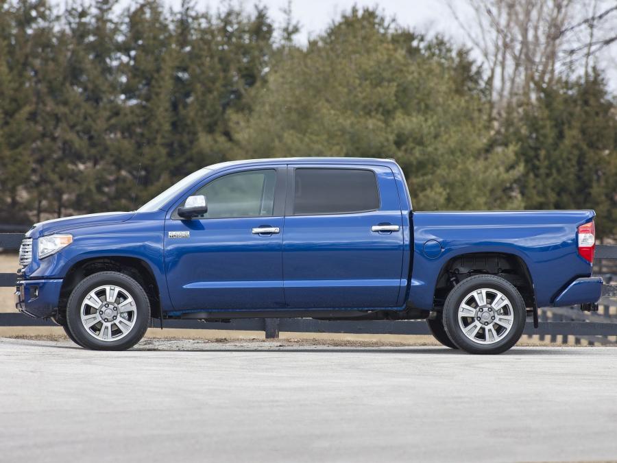  Toyota Tundra CrewMax Platinum Package 2013 года  (фото 23 из 30)